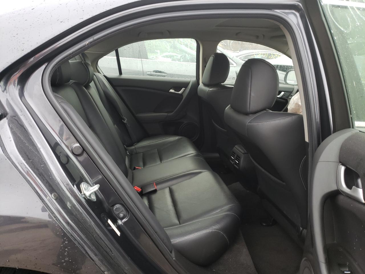 Photo 6 from auction – 2014 ACURA TSX TECH with VIN JH4CU2F69EC002245