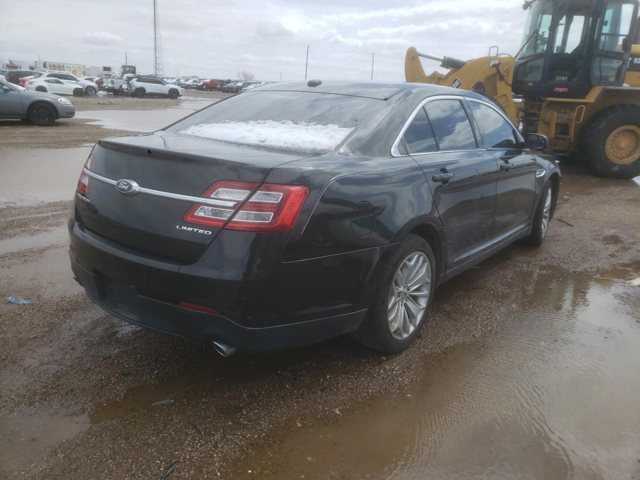 Photo 4 from auction – 2013 FORD TAURUS LIM with VIN 1FAHP2F82DG136592