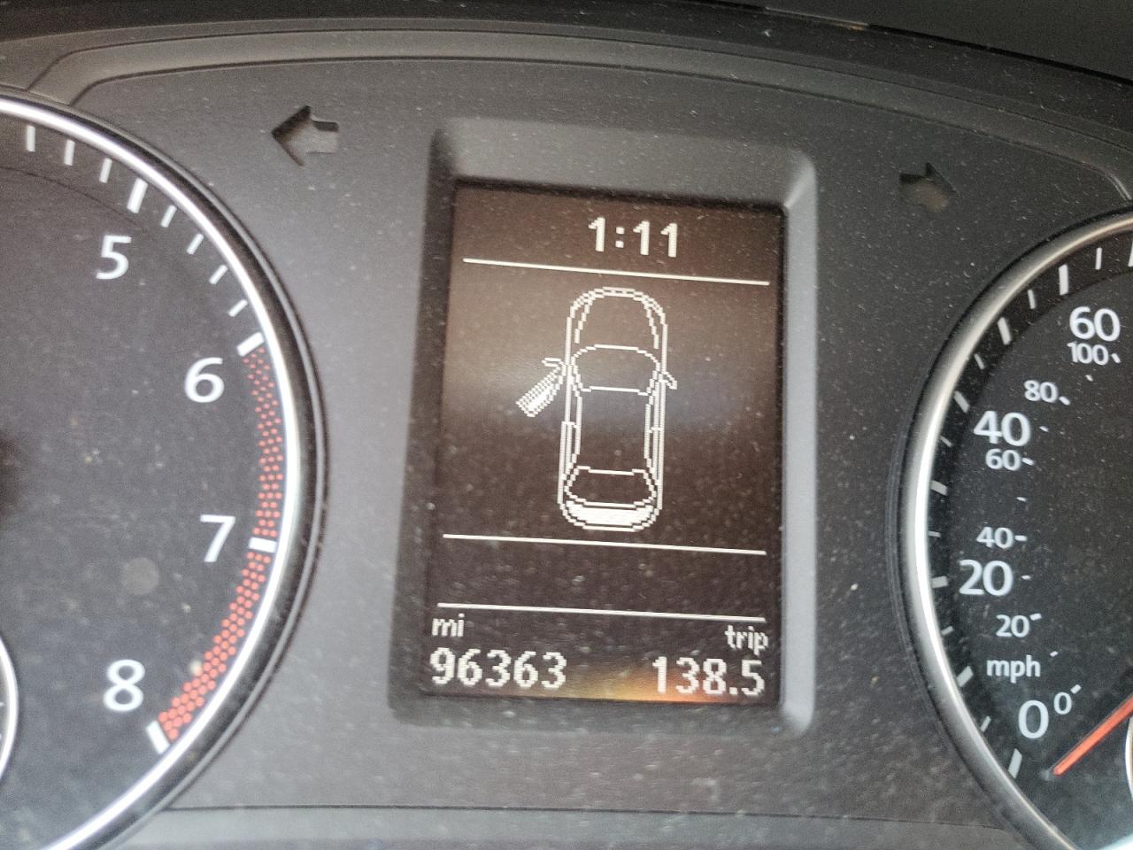 Photo 8 from auction – 2014 VOLKSWAGEN PASSAT SEL with VIN 1VWCS7A36EC014917