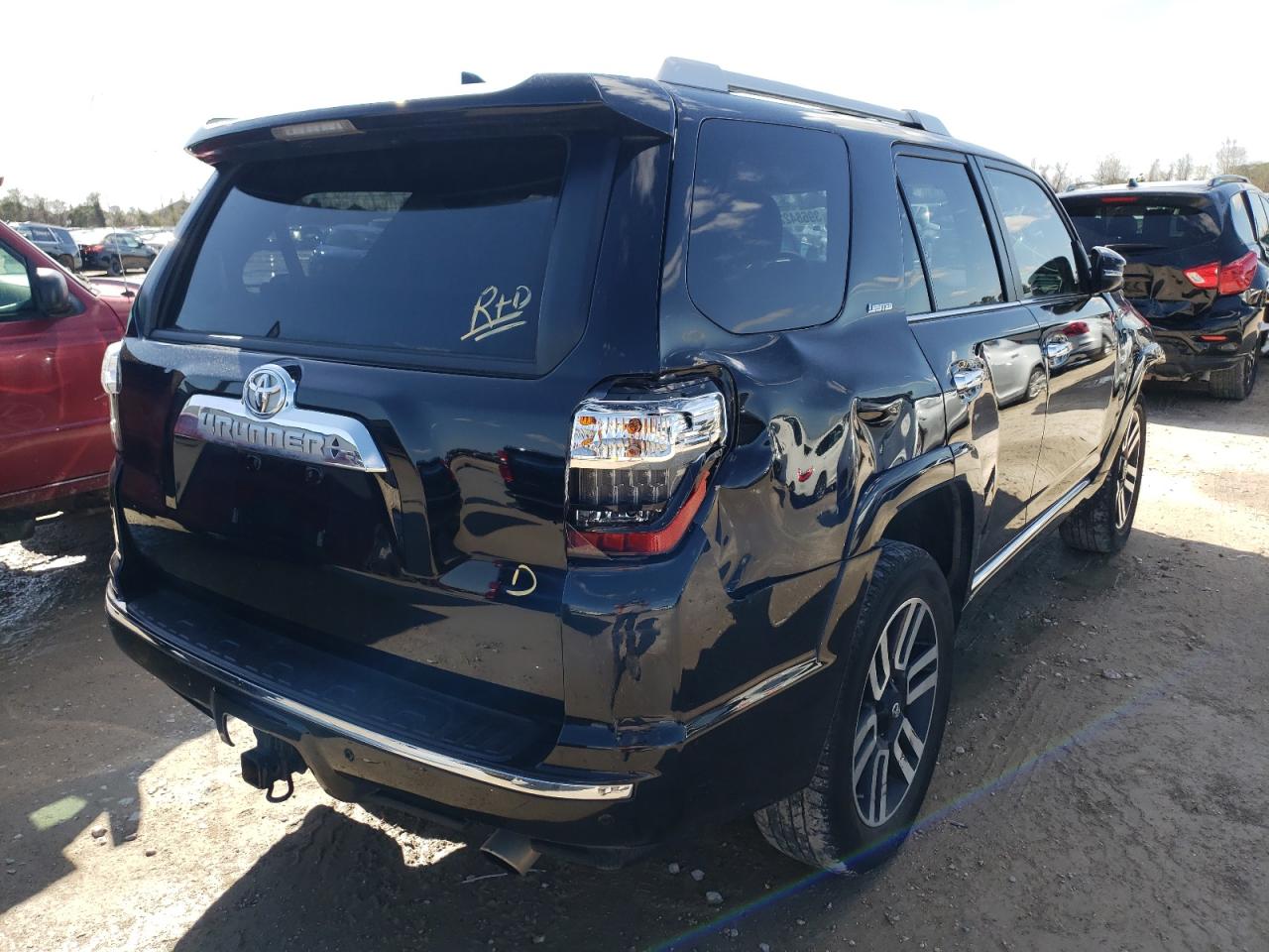 Photo 4 from auction – 2019 TOYOTA 4RUNNER SR with VIN JTEBU5JR5K5622571