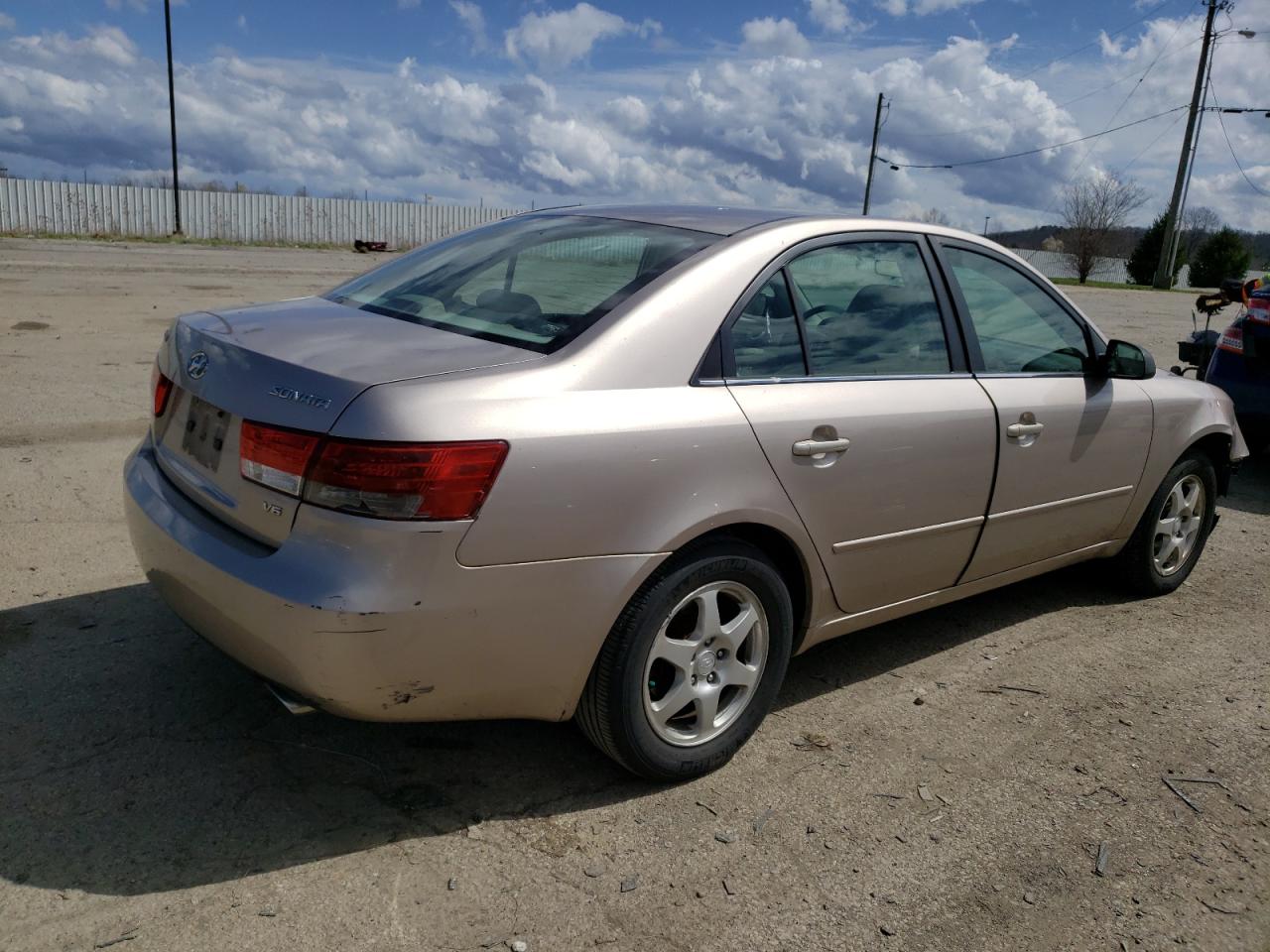 Photo 4 from auction – 2006 HYUNDAI SONATA GLS with VIN 5NPEU46F46H066642