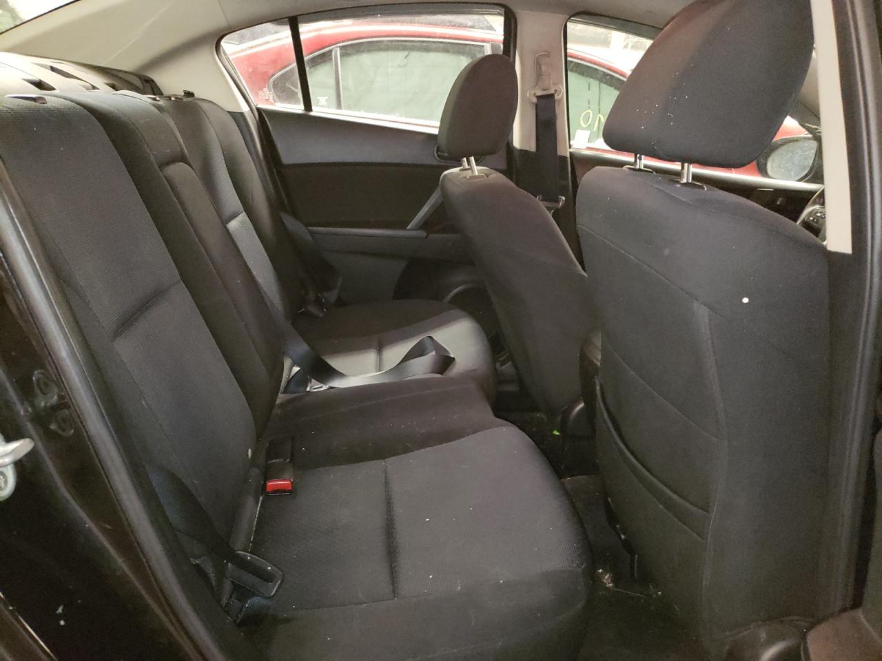 Photo 6 from auction – 2010 MAZDA MAZDA3 I with VIN JM1BL1SG8A1110726