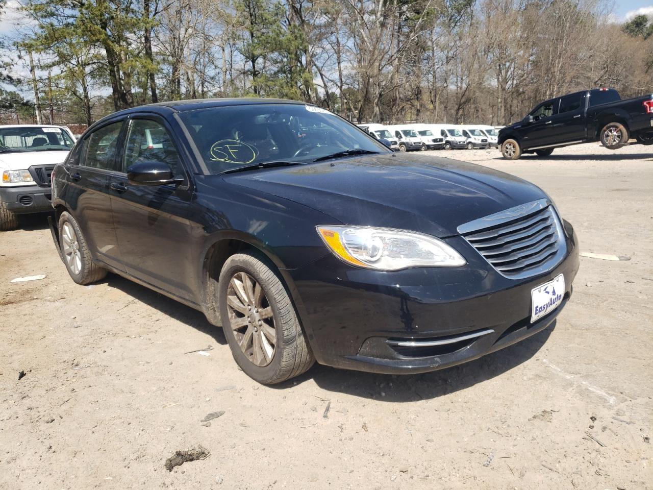 CHRYSLER 200 TOURIN 2013 z numerem VIN 1C3CCBBB4DN584236 - Zdjęcie z aukcji