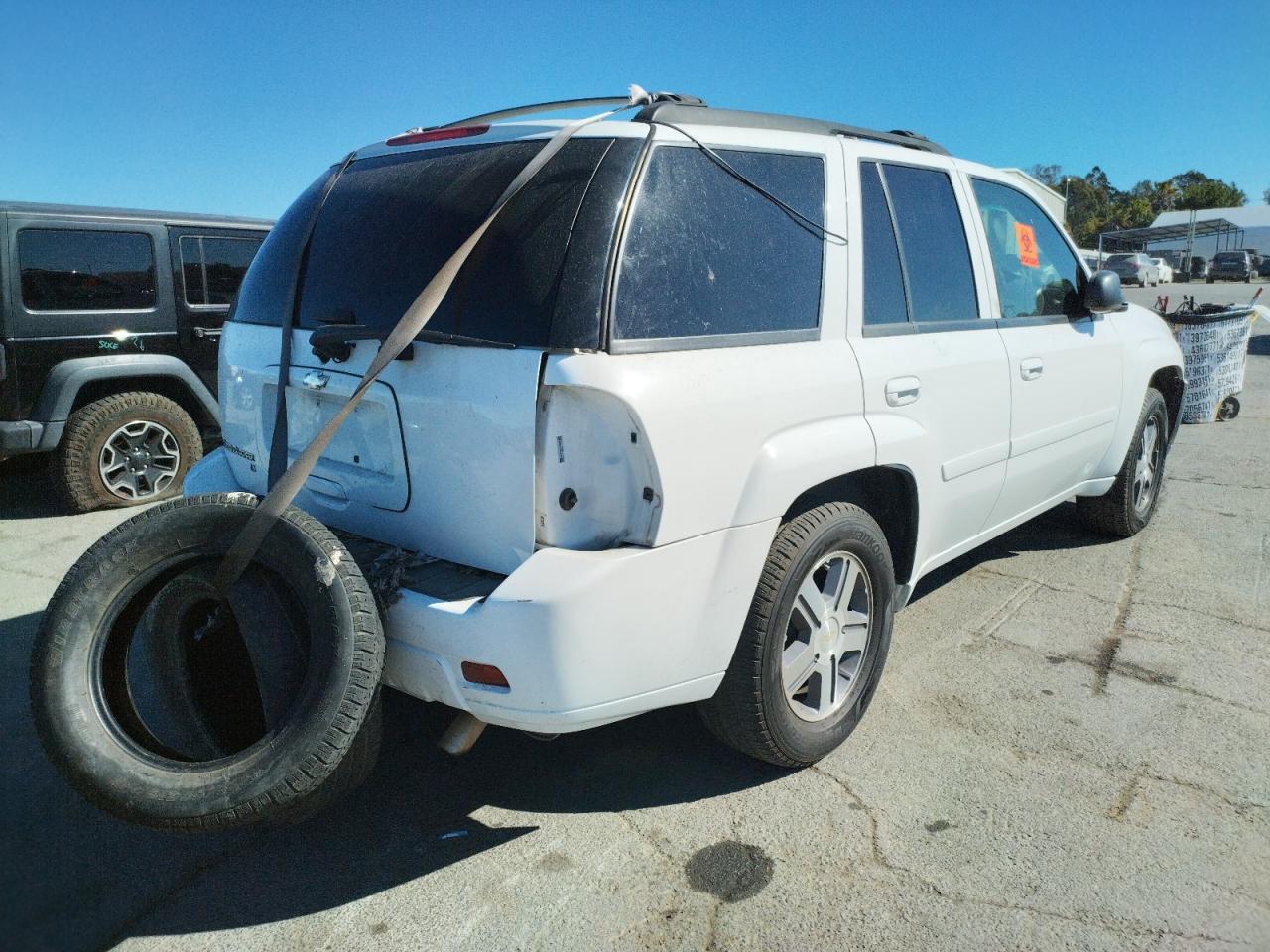 Photo 4 from auction – 2007 CHEVROLET TRAILBLAZE with VIN 1GNDT13S972195050