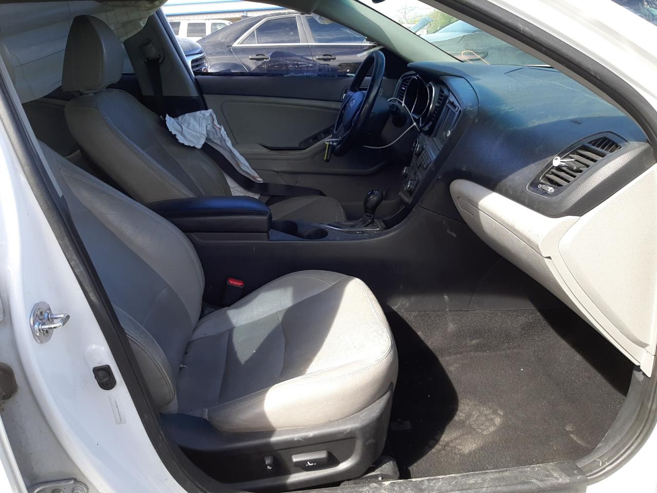 Photo 5 from auction – 2012 KIA OPTIMA EX with VIN 5XXGN4A74CG025280