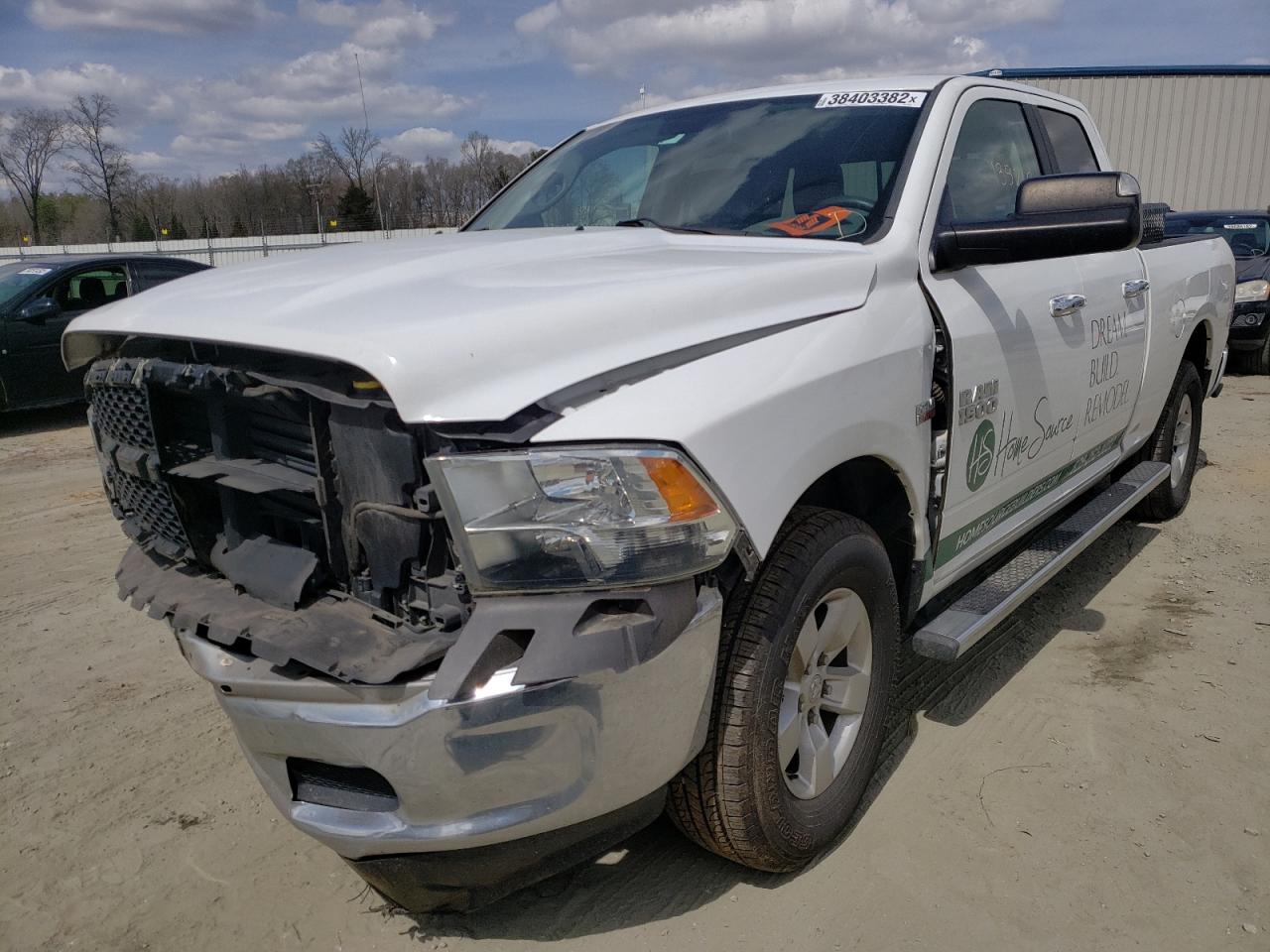 صورة رقم 2 من المزاد - 2015 RAM 1500 SLT مع VIN 1C6RR7GT4FS584512