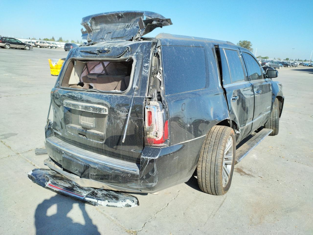 Photo 4 from auction – 2019 GMC YUKON DENA with VIN 1GKS2CKJ3KR220634