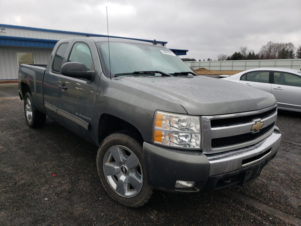 Photo 1 from auction – 2011 CHEVROLET SILVERADO with VIN 1GCRKSE34BZ105137