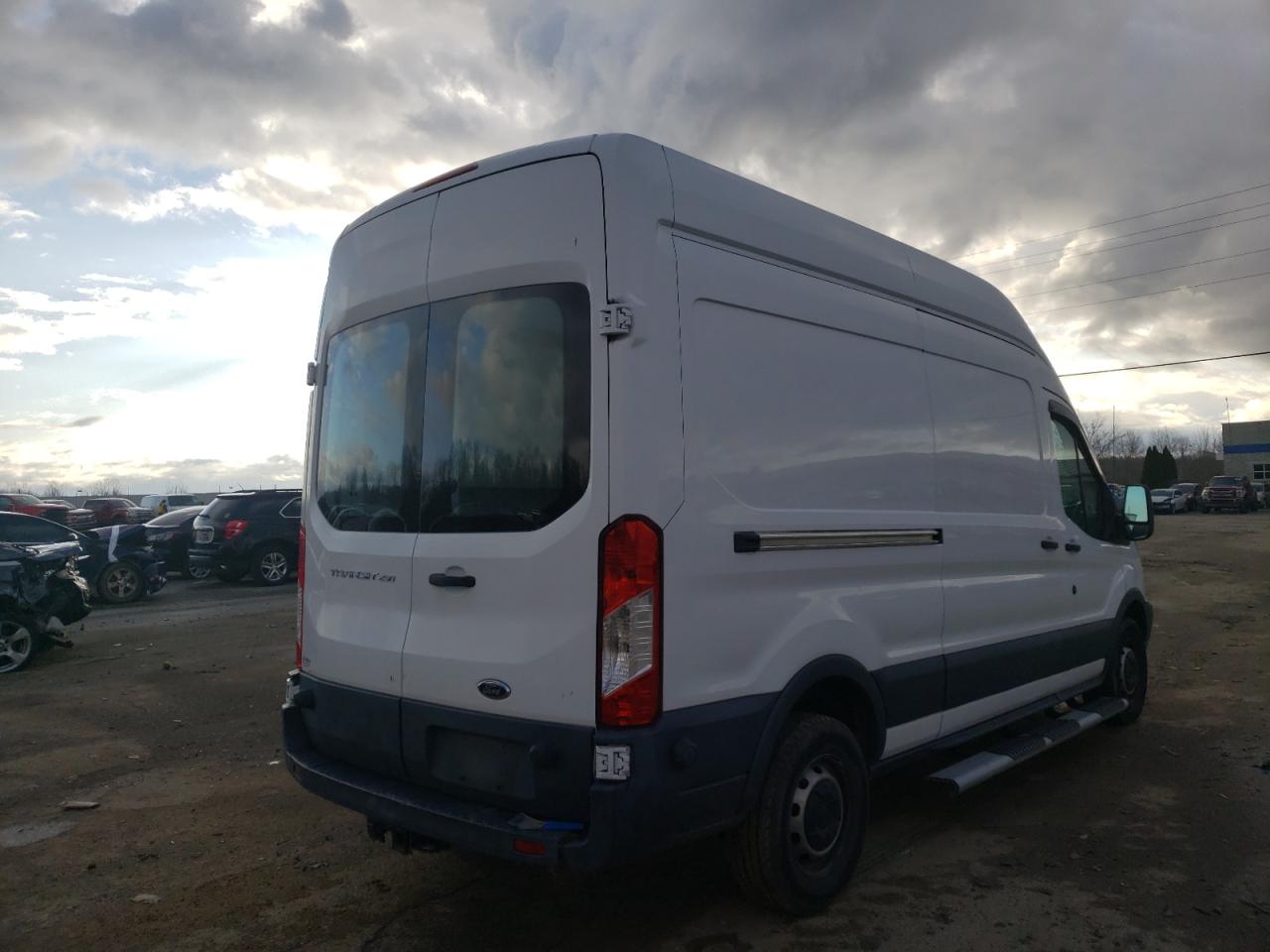 Photo 4 from auction – 2015 FORD TRANSIT T- with VIN 1FTYR2XMXFKA19729