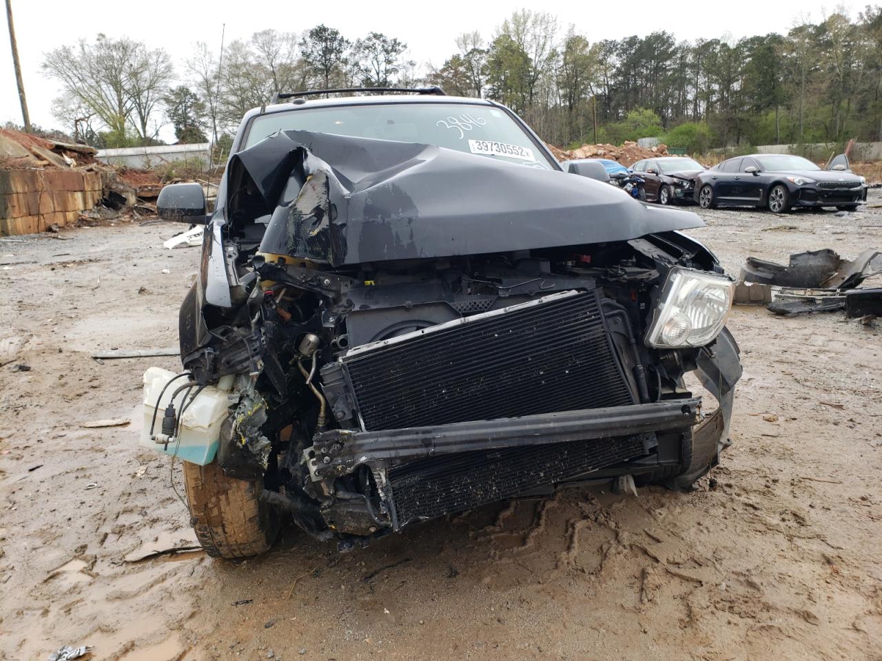 Photo 9 from auction – 2009 FORD ESCAPE LIM with VIN 1FMCU04G89KA43846