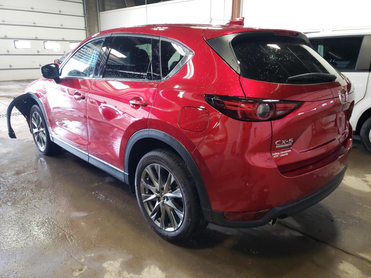 Photo 3 from auction – 2021 MAZDA CX-5 SIGNA with VIN JM3KFBEY0M0345530