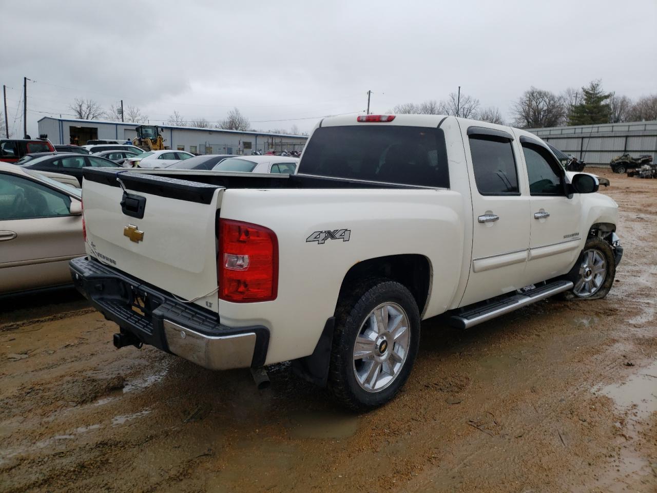 Photo 4 from auction – 2013 CHEVROLET SILVERADO with VIN 3GCPKSE70DG298996