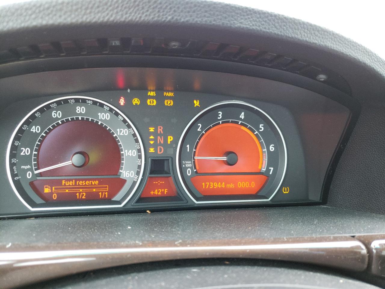 Фото 8 с аукциона – 2007 BMW 750 с VIN WBAHN83537DT73012