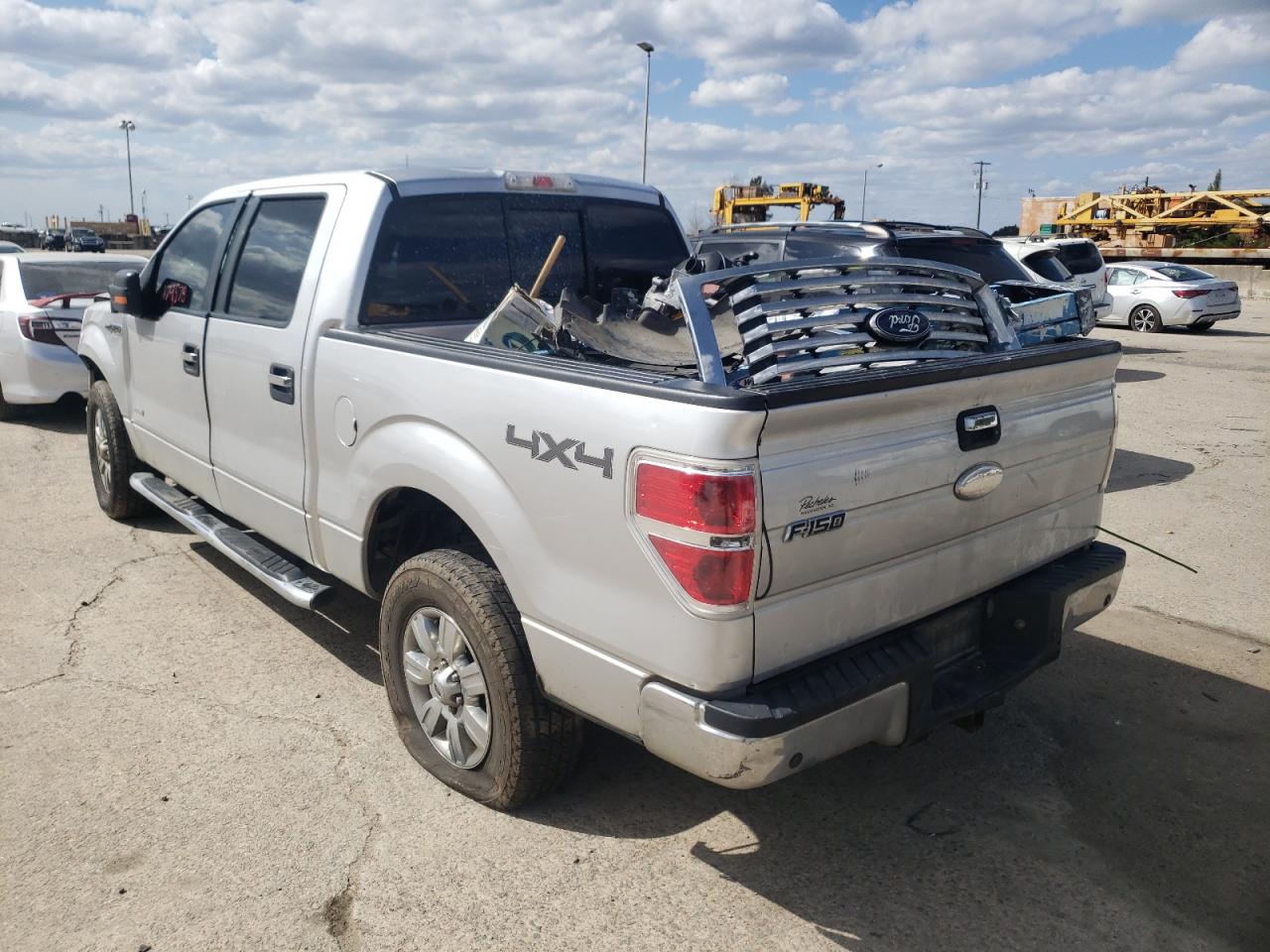 Photo 3 from auction – 2011 FORD F150 SUPER with VIN 1FTFW1ETXBFB37254
