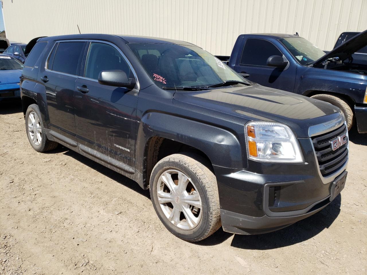 GMC TERRAIN SL 2017 with VIN 2GKFLSEK5H6122772 - Photo from auction