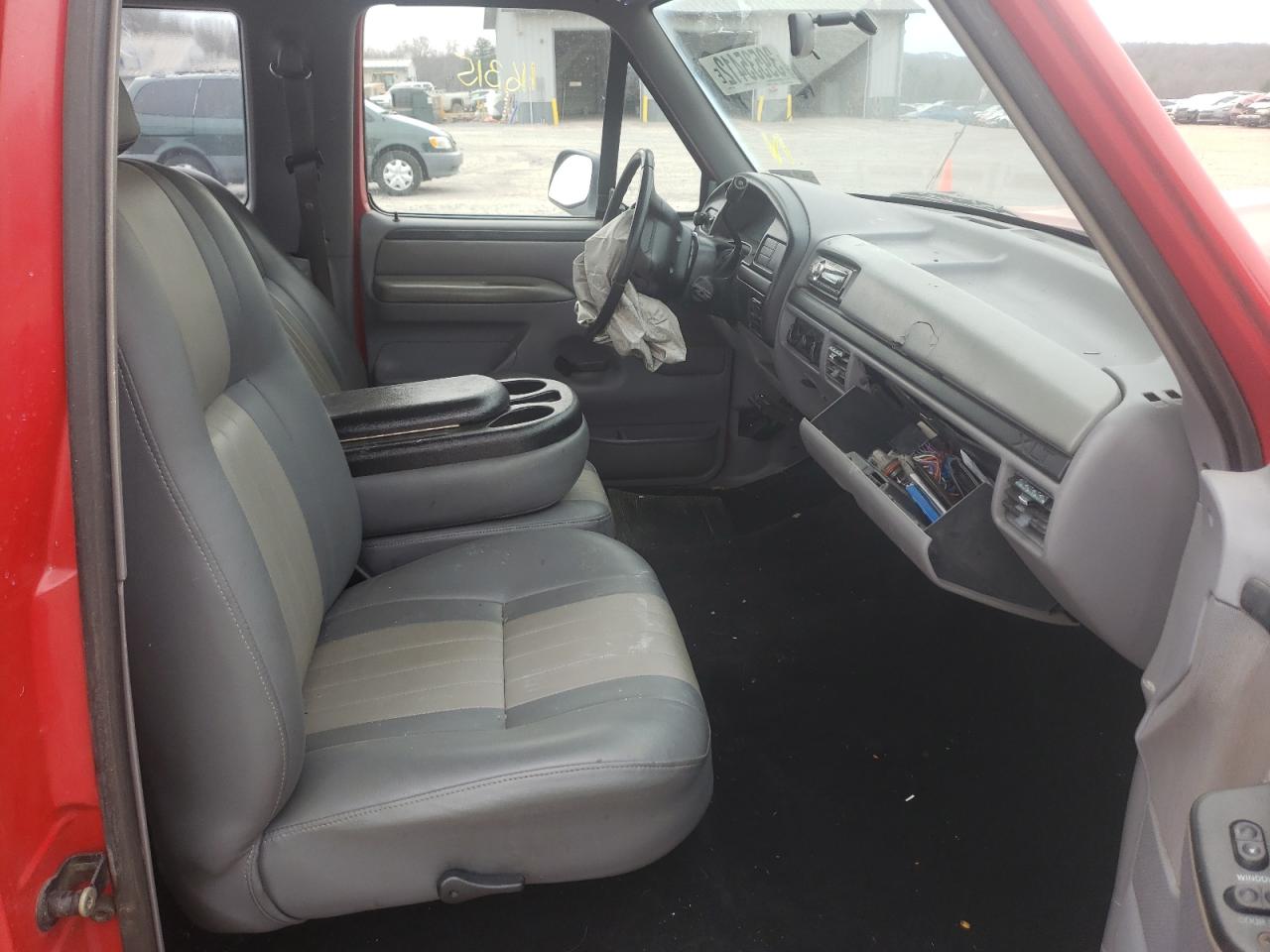 Photo 5 from auction – 1996 FORD F150 with VIN 1FTEX15N3TKA01096