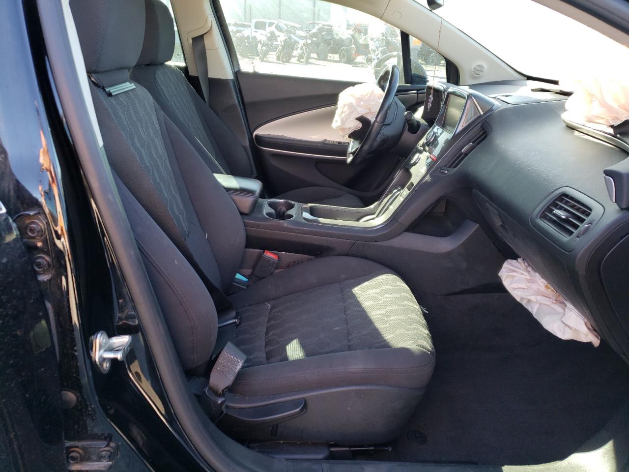 Photo 5 from auction – 2014 CHEVROLET VOLT with VIN 1G1RE6E42EU154242