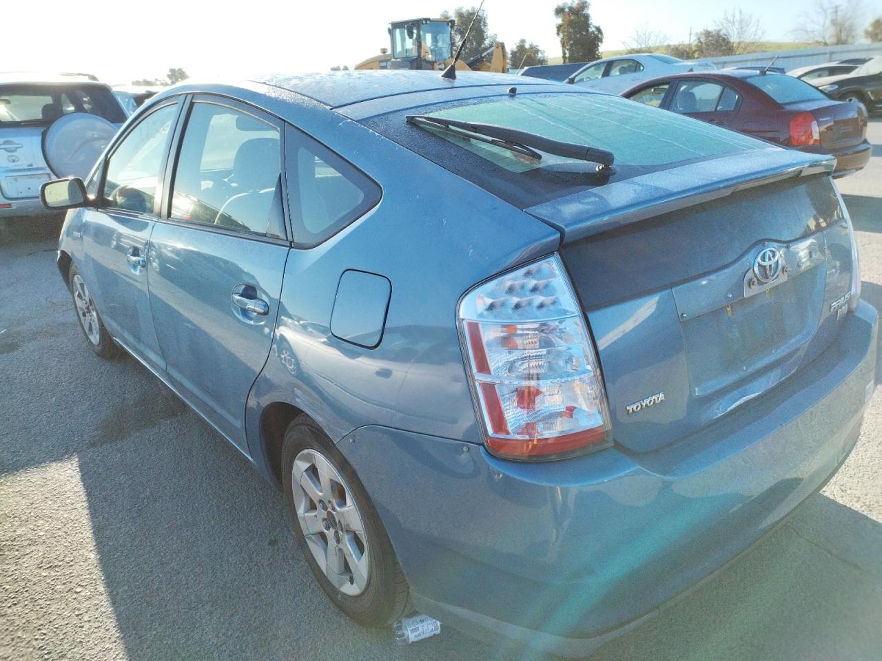 Photo 3 from auction – 2007 TOYOTA PRIUS with VIN JTDKB20U277086253