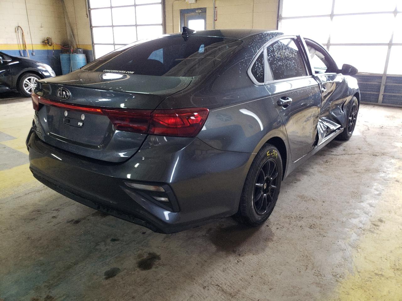 Photo 4 from auction – 2020 KIA FORTE FE with VIN 3KPF24AD2LE174399