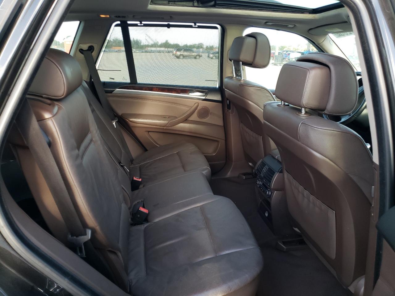 Photo 6 from auction – 2009 BMW X5 XDRIVE4 with VIN 5UXFE83589L171896