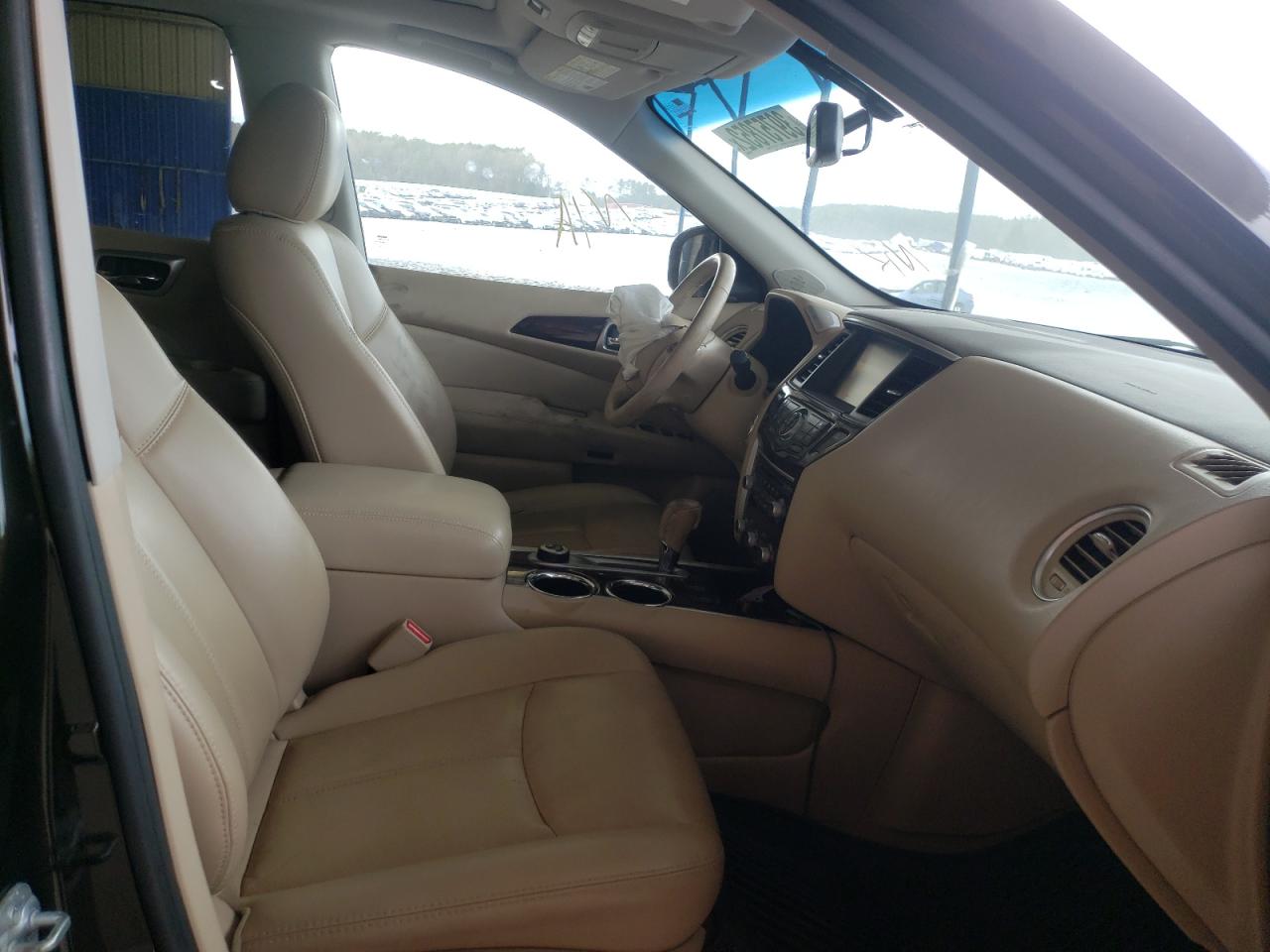Photo 5 from auction – 2015 NISSAN PATHFINDER with VIN 5N1AR2MM0FC722493