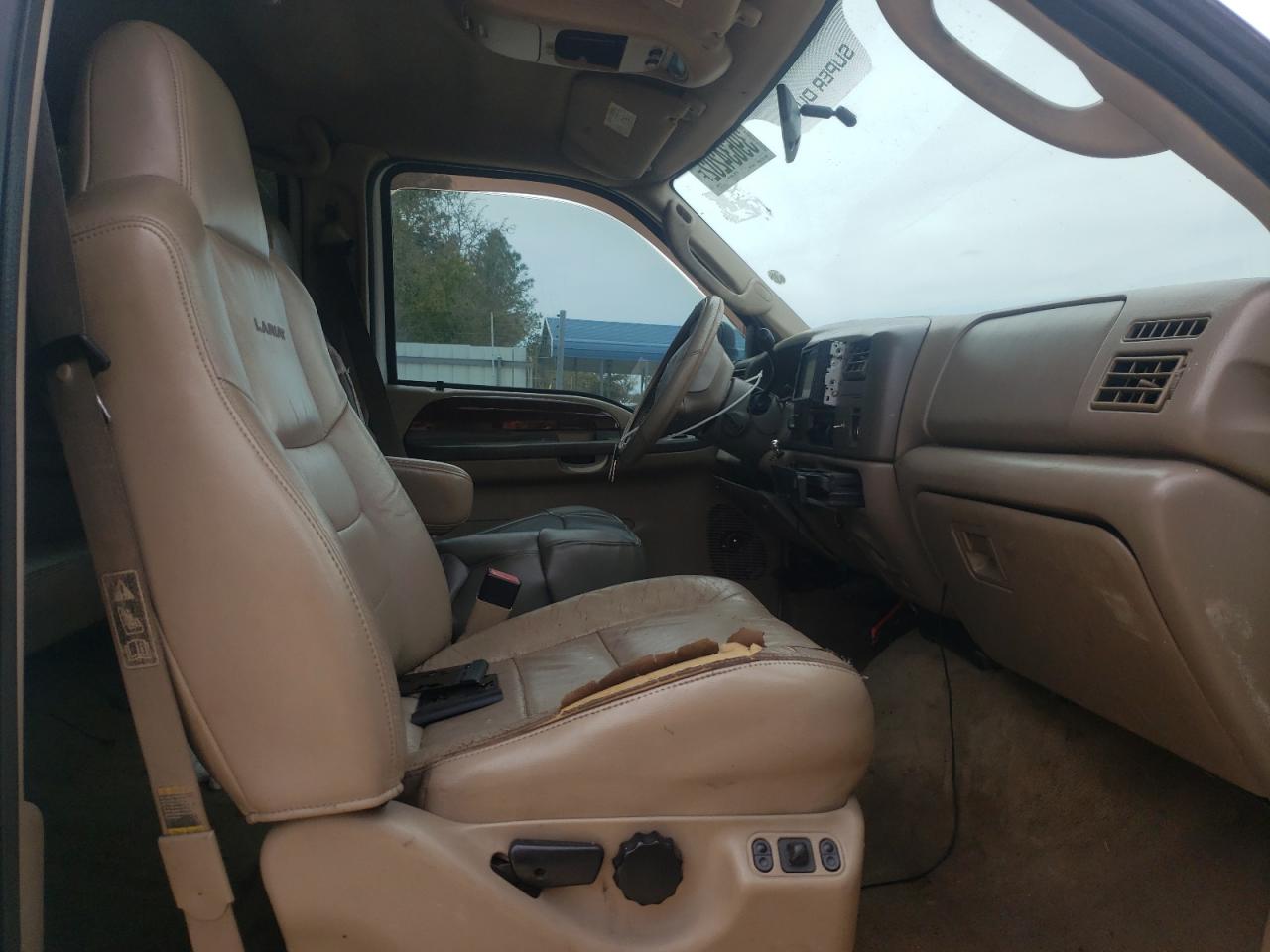 Photo 5 from auction – 2004 FORD F250 SUPER with VIN 1FTNW21P54EB46656