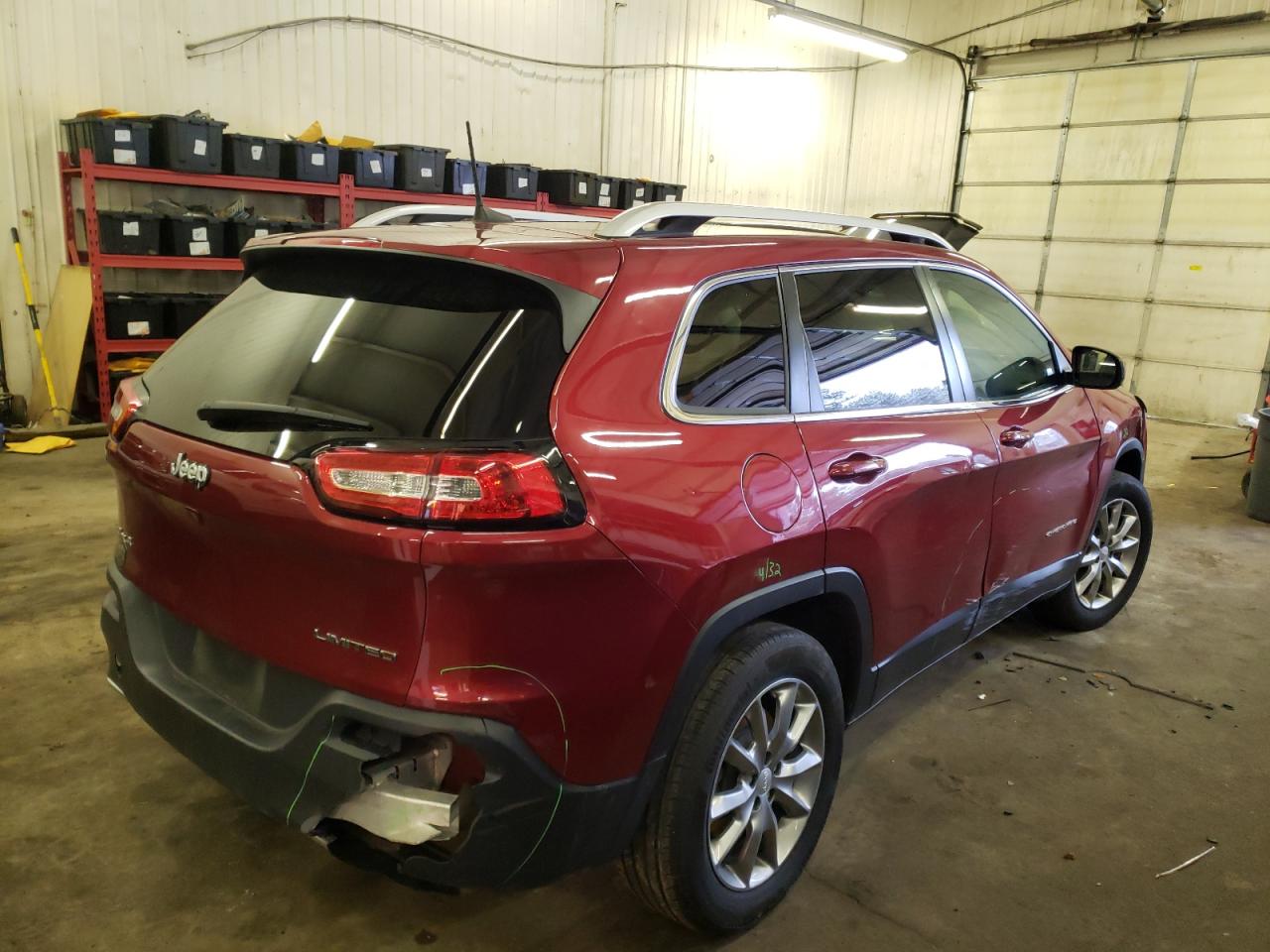 Photo 4 from auction – 2017 JEEP CHEROKEE L with VIN 1C4PJMDB7HD239953