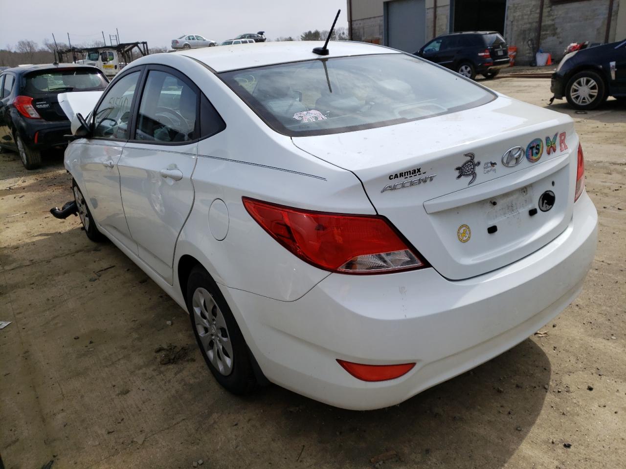 Photo 3 from auction – 2015 HYUNDAI ACCENT with VIN KMHCT4AEXFU826485