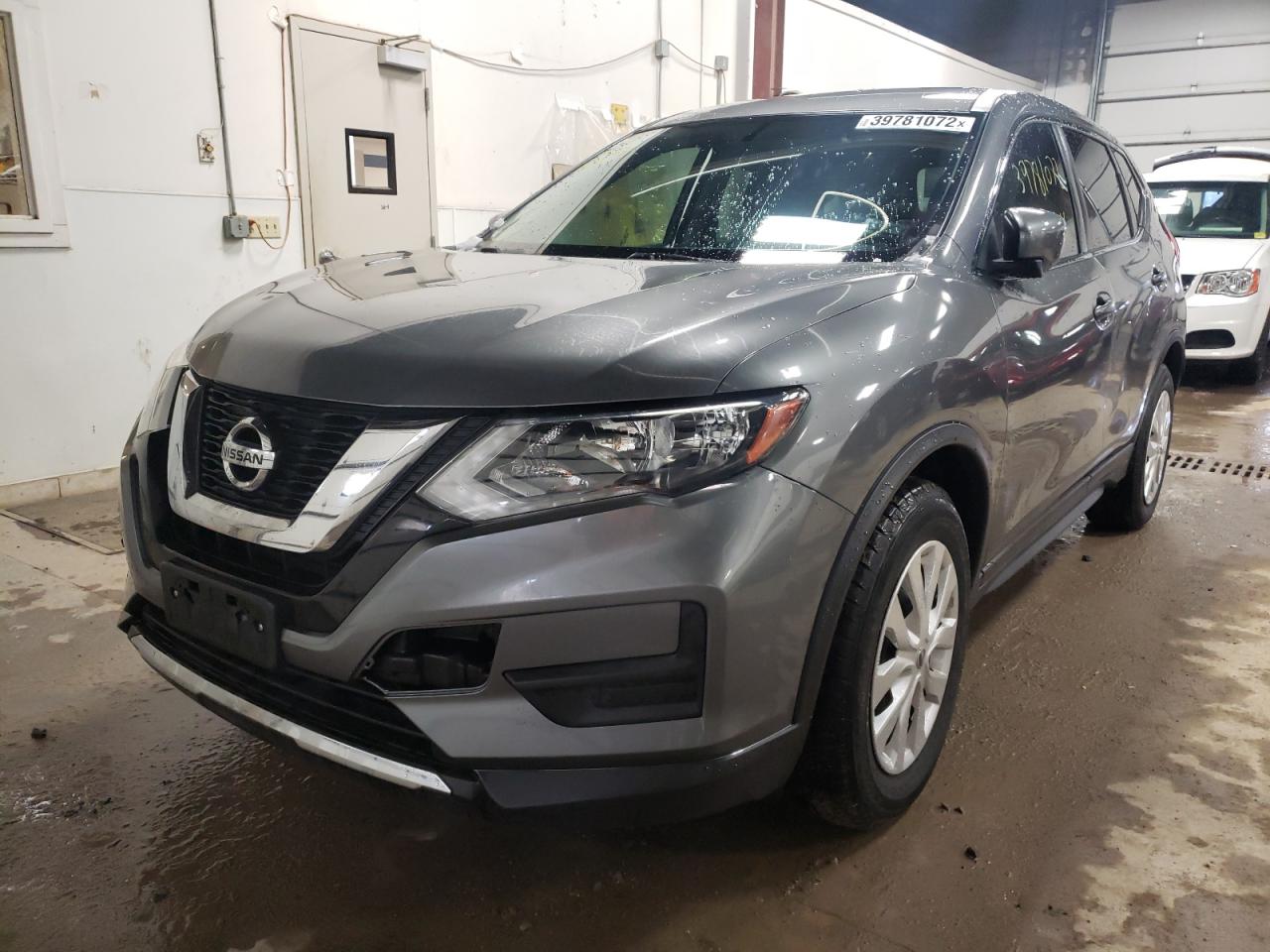 Photo 2 from auction – 2017 NISSAN ROGUE S with VIN JN8AT2MT1HW130166
