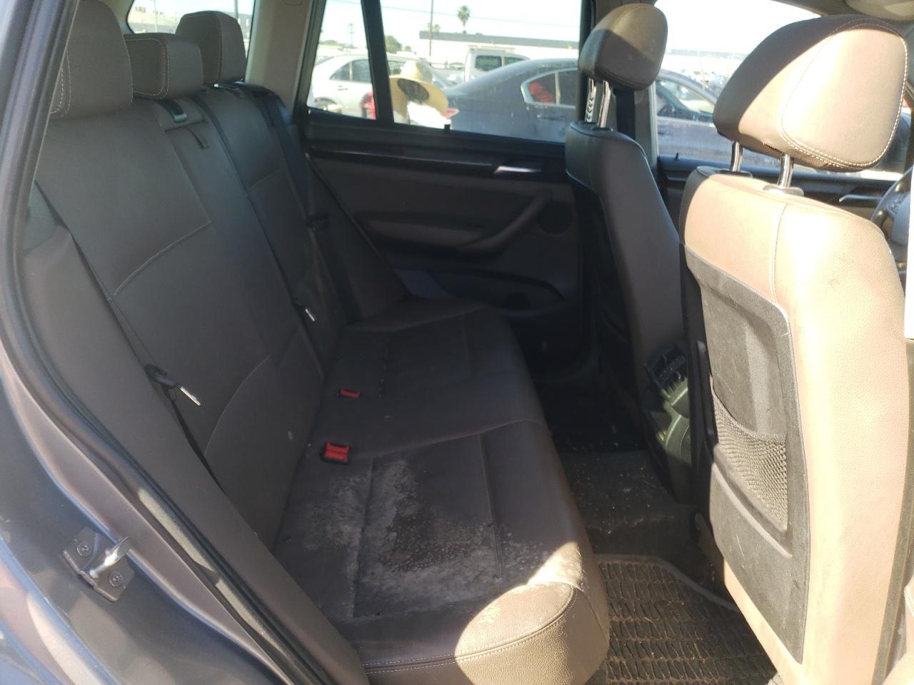 Photo 6 from auction – 2011 BMW X3 XDRIVE2 with VIN 5UXWX5C56BL700566