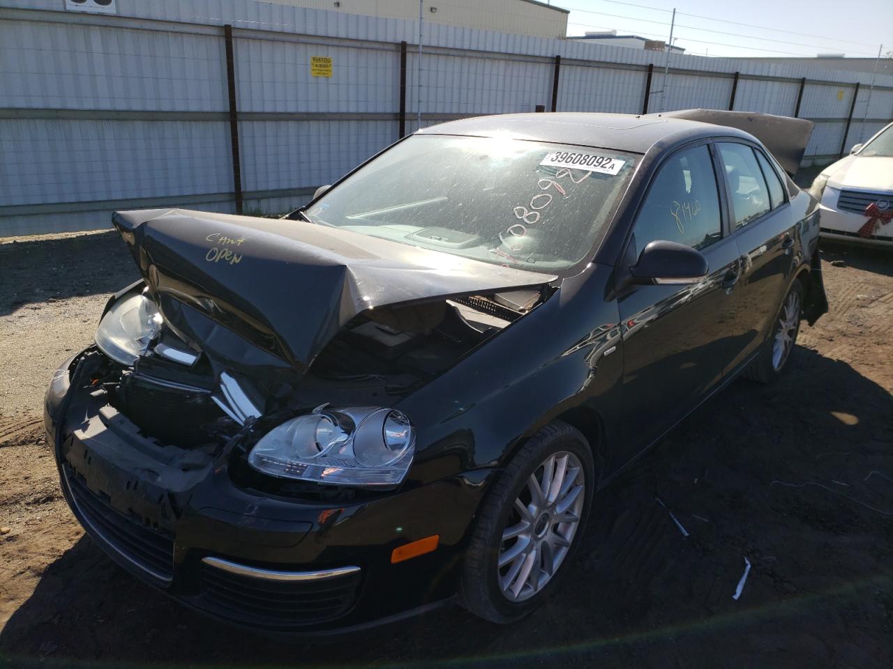 Photo 2 from auction – 2009 VOLKSWAGEN JETTA WOLF with VIN 3VWRA71K59M051837