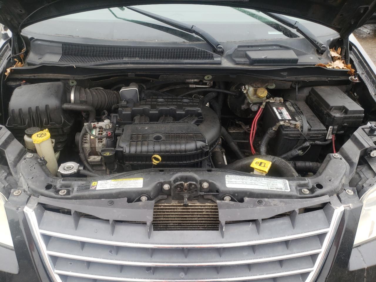Photo 7 from auction – 2010 CHRYSLER TOWN & COU with VIN 2A4RR8DX7AR366848