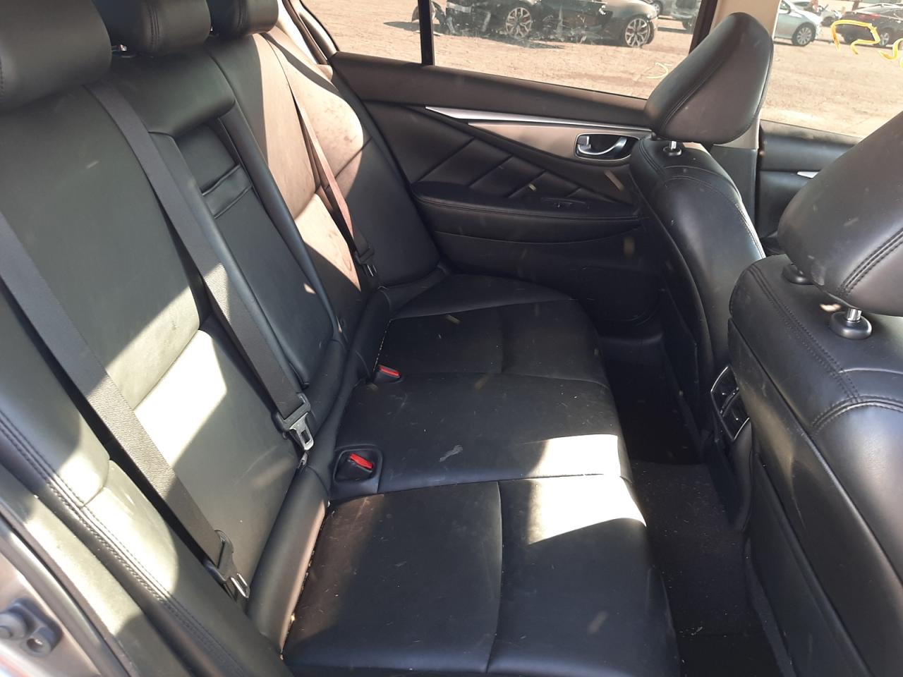 Photo 6 from auction – 2014 INFINITI Q50 with VIN JN1BV7AP2EM687502