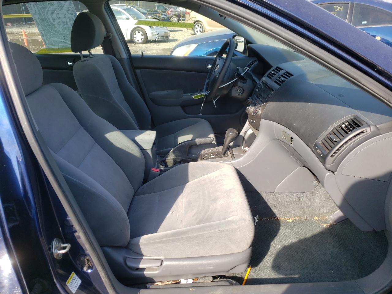 Photo 5 from auction – 2003 HONDA ACCORD EX with VIN 1HGCM56683A079797