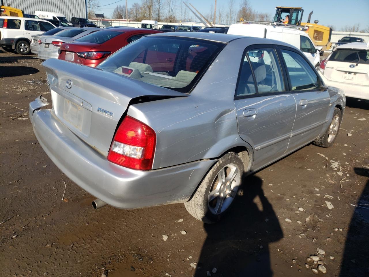 Photo 4 from auction – 2003 MAZDA PROTEGE with VIN JM1BJ225430173731