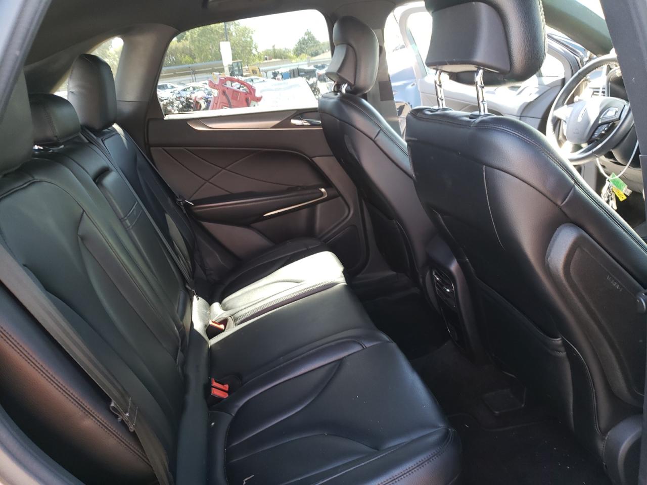 Photo 6 from auction – 2016 LINCOLN MKC PREMIE with VIN 5LMCJ1C93GUJ20591