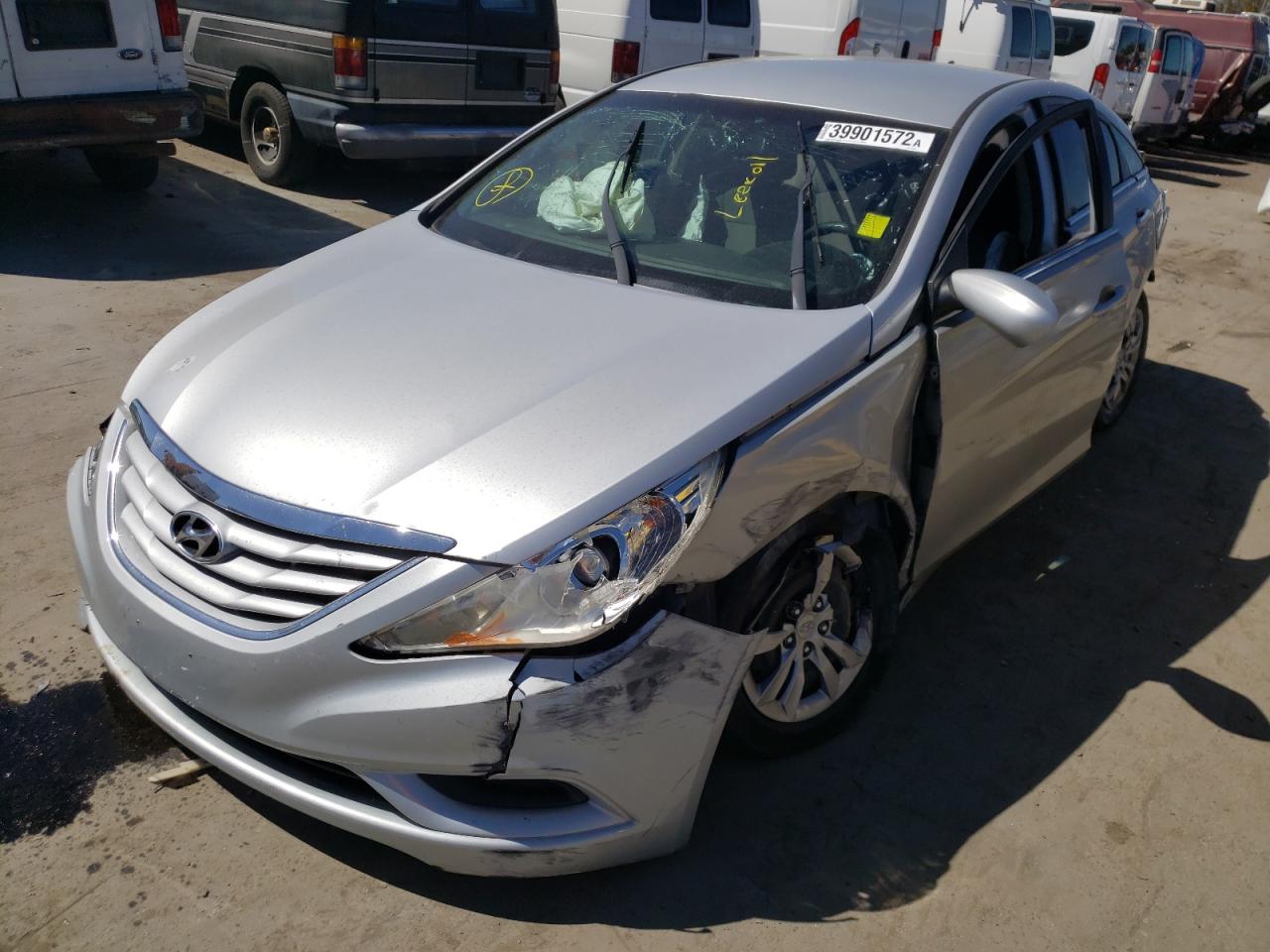 Photo 2 from auction – 2013 HYUNDAI SONATA GLS with VIN 5NPEB4AC3DH559938