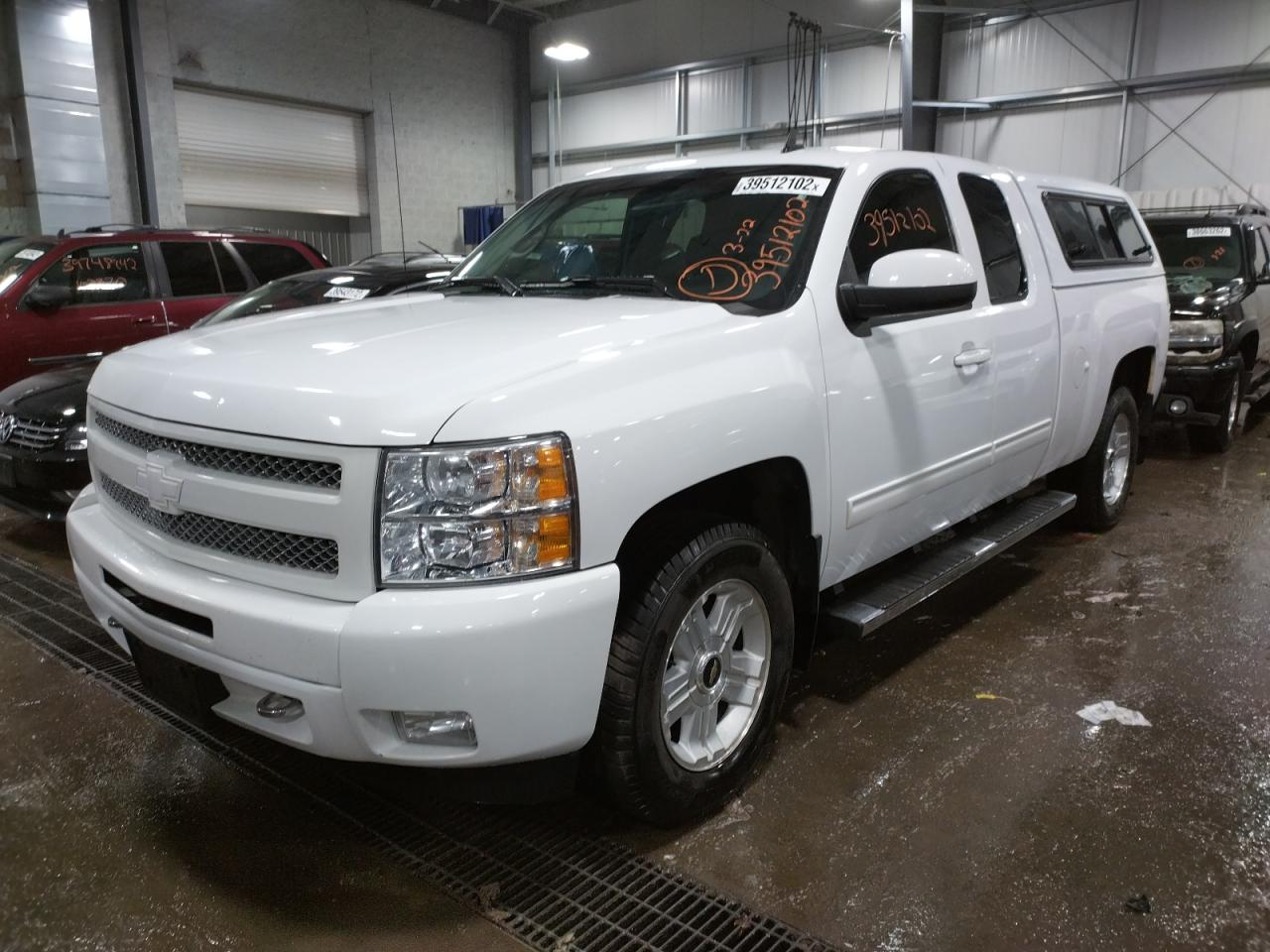 Photo 2 from auction – 2011 CHEVROLET SILVERADO with VIN 1GCRKTE38BZ218059