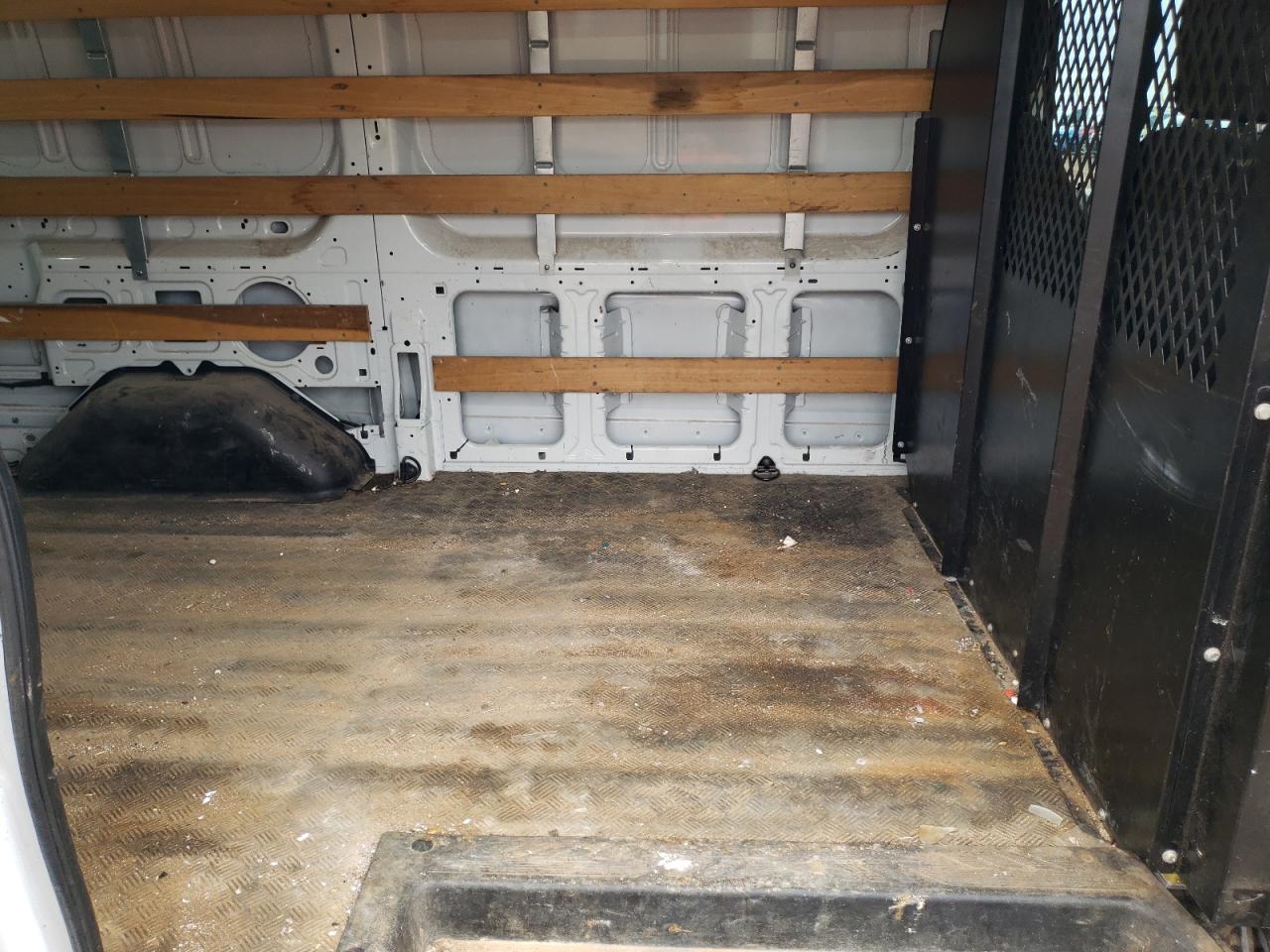Zdjęcie 6 z aukcji – 2018 FORD TRANSIT T- z VIN 1FTYR1YM7JKA65097