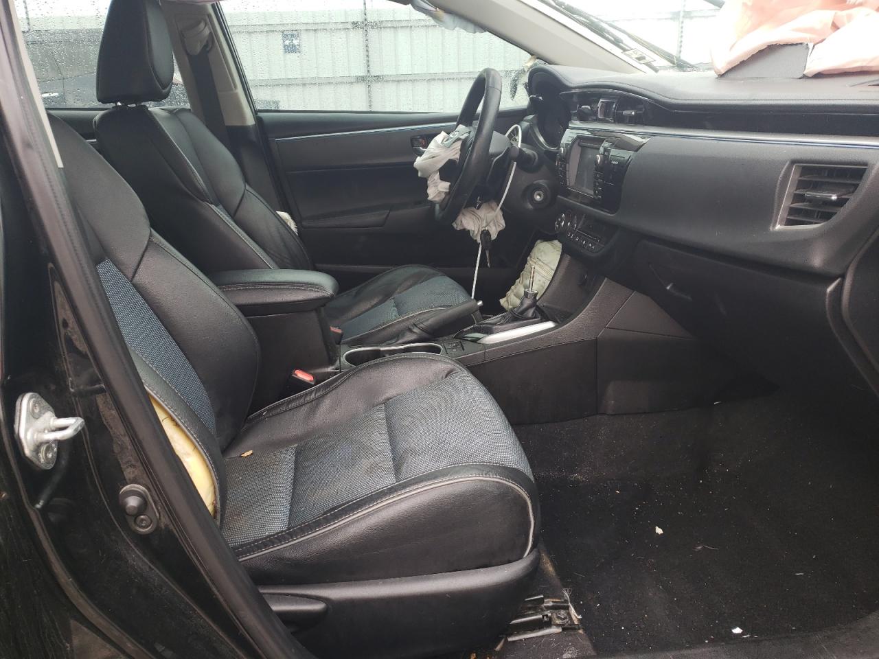 Photo 5 from auction – 2014 TOYOTA COROLLA L with VIN 5YFBURHEXEP035207