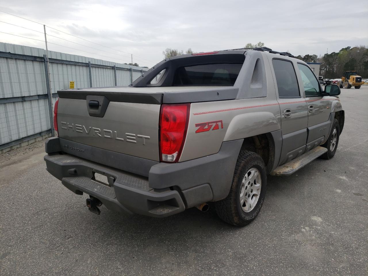 Photo 4 from auction – 2002 CHEVROLET AVALANCHE with VIN 3GNEK13T12G284739