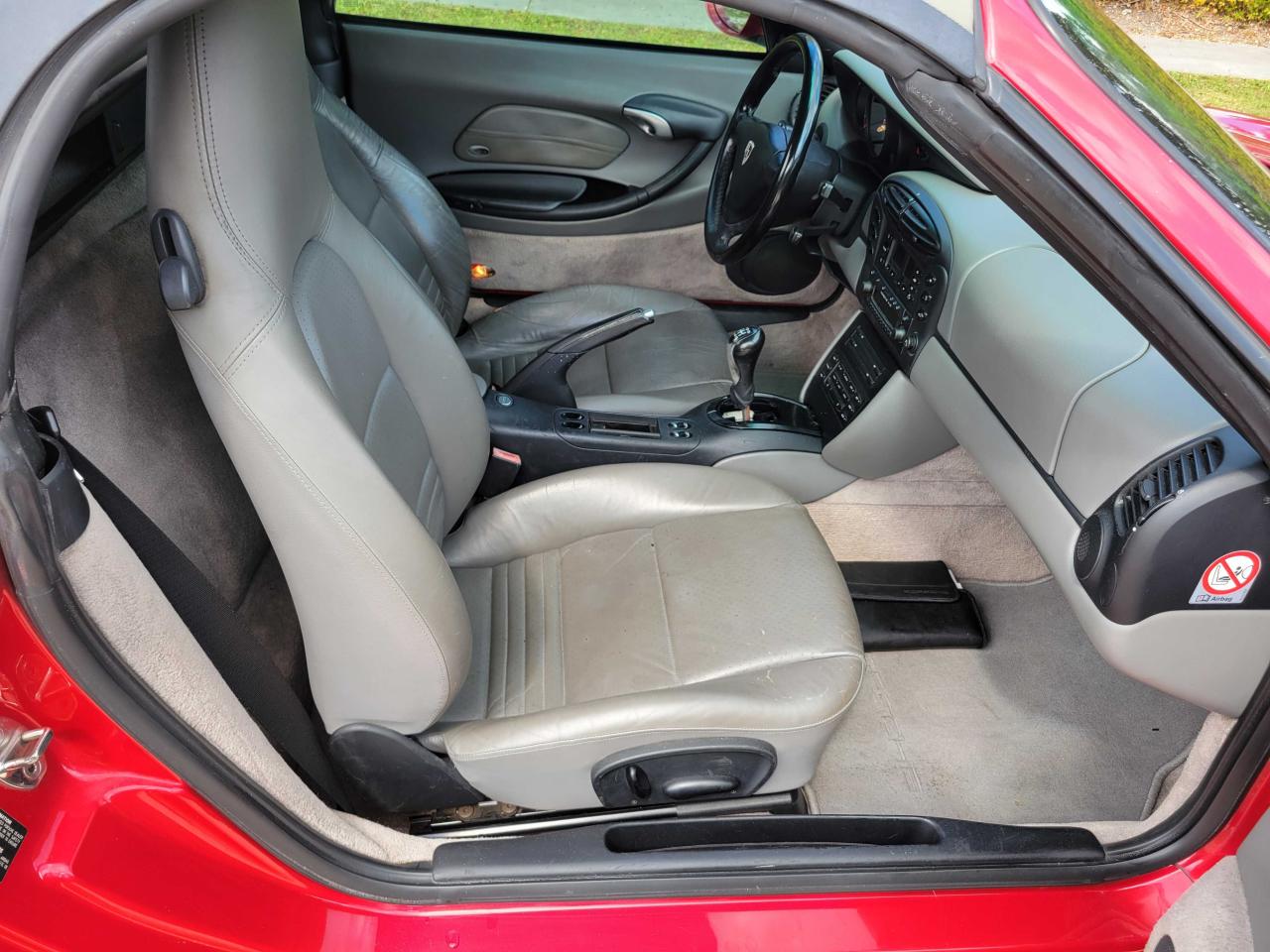 Photo 5 from auction – 2001 PORSCHE BOXSTER with VIN WP0CA29881U627487