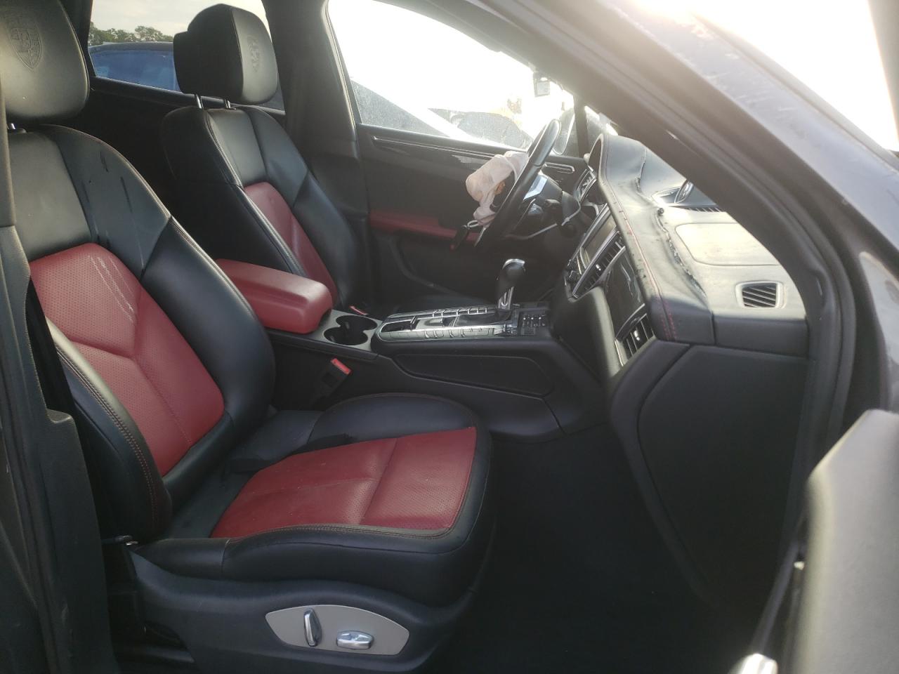 Photo 5 from auction – 2016 PORSCHE MACAN S with VIN WP1AB2A58GLB50482