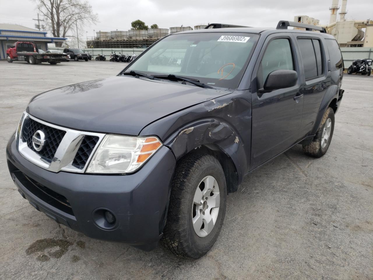 Photo 2 from auction – 2012 NISSAN PATHFINDER with VIN 5N1AR1NN1CC601405