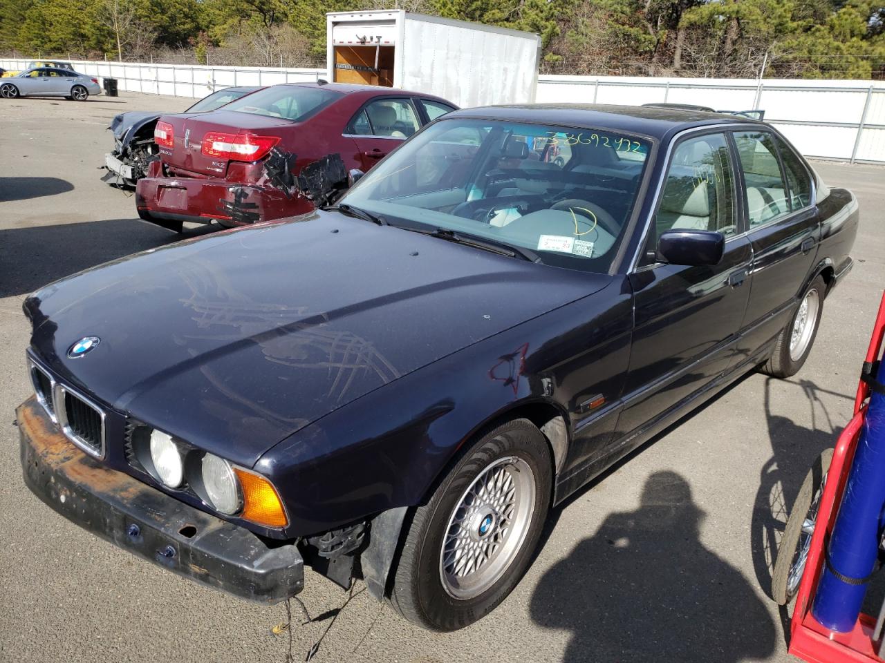 Photo 2 from auction – 1995 BMW 525 I AUTO with VIN WBAHD6326SGK58103