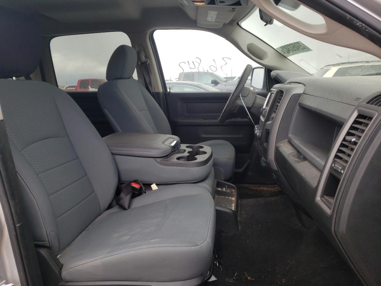 Photo 5 from auction – 2017 RAM 1500 ST with VIN 3C6RR7KT4HG761657