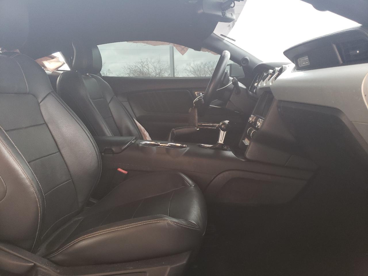 Photo 5 from auction – 2016 FORD MUSTANG with VIN 1FA6P8TH4G5257879
