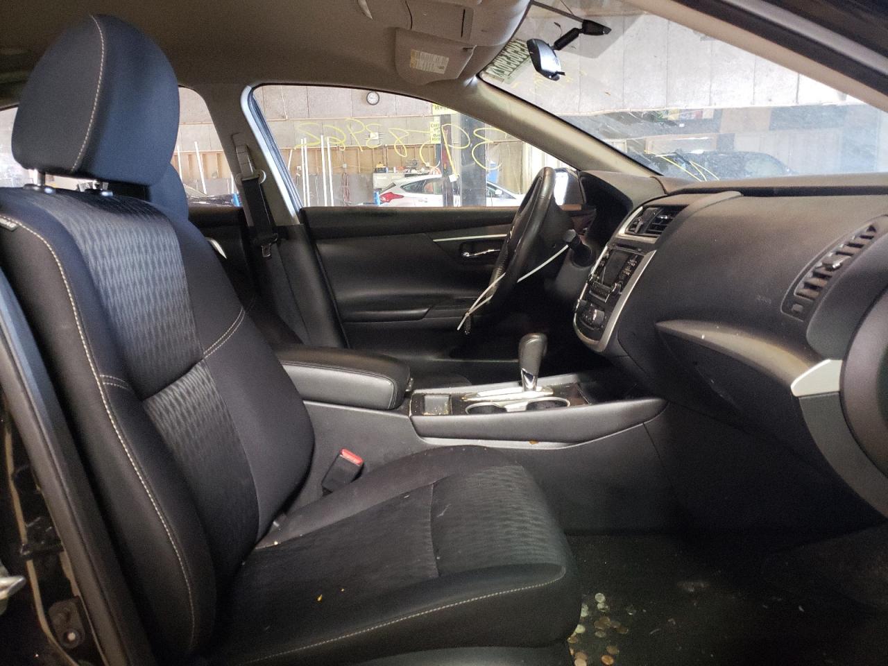 Photo 5 from auction – 2017 NISSAN ALTIMA 2.5 with VIN 1N4AL3AP8HC246285