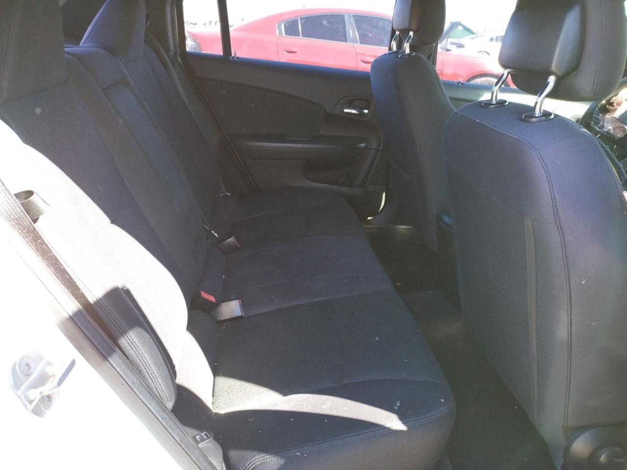 Photo 16 from auction – 2012 CHRYSLER 200 LX with VIN 1C3CCBAB3CN212743