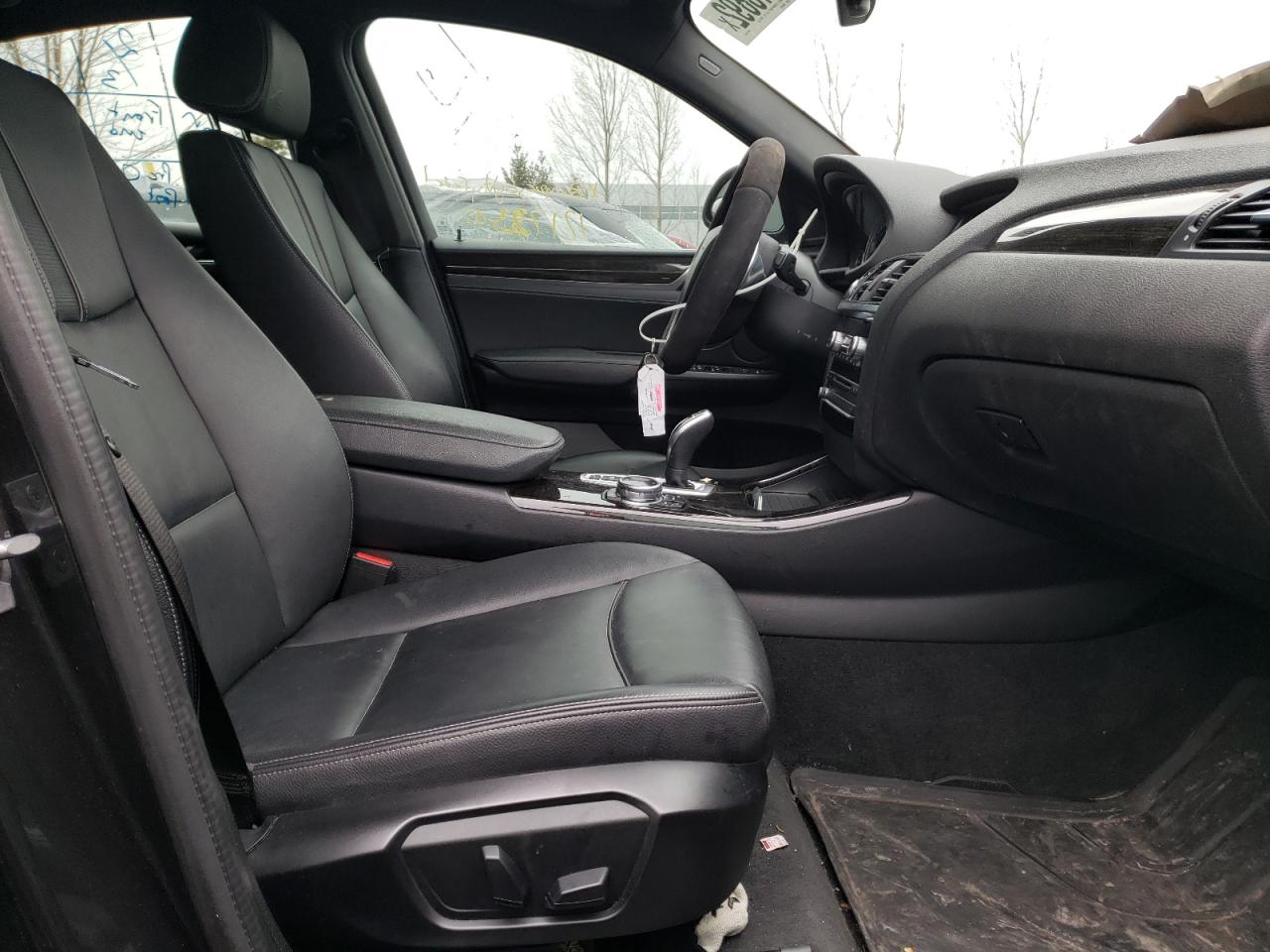 Photo 19 from auction – 2015 BMW X4 XDRIVE2 with VIN 5UXXW3C57F0F89533